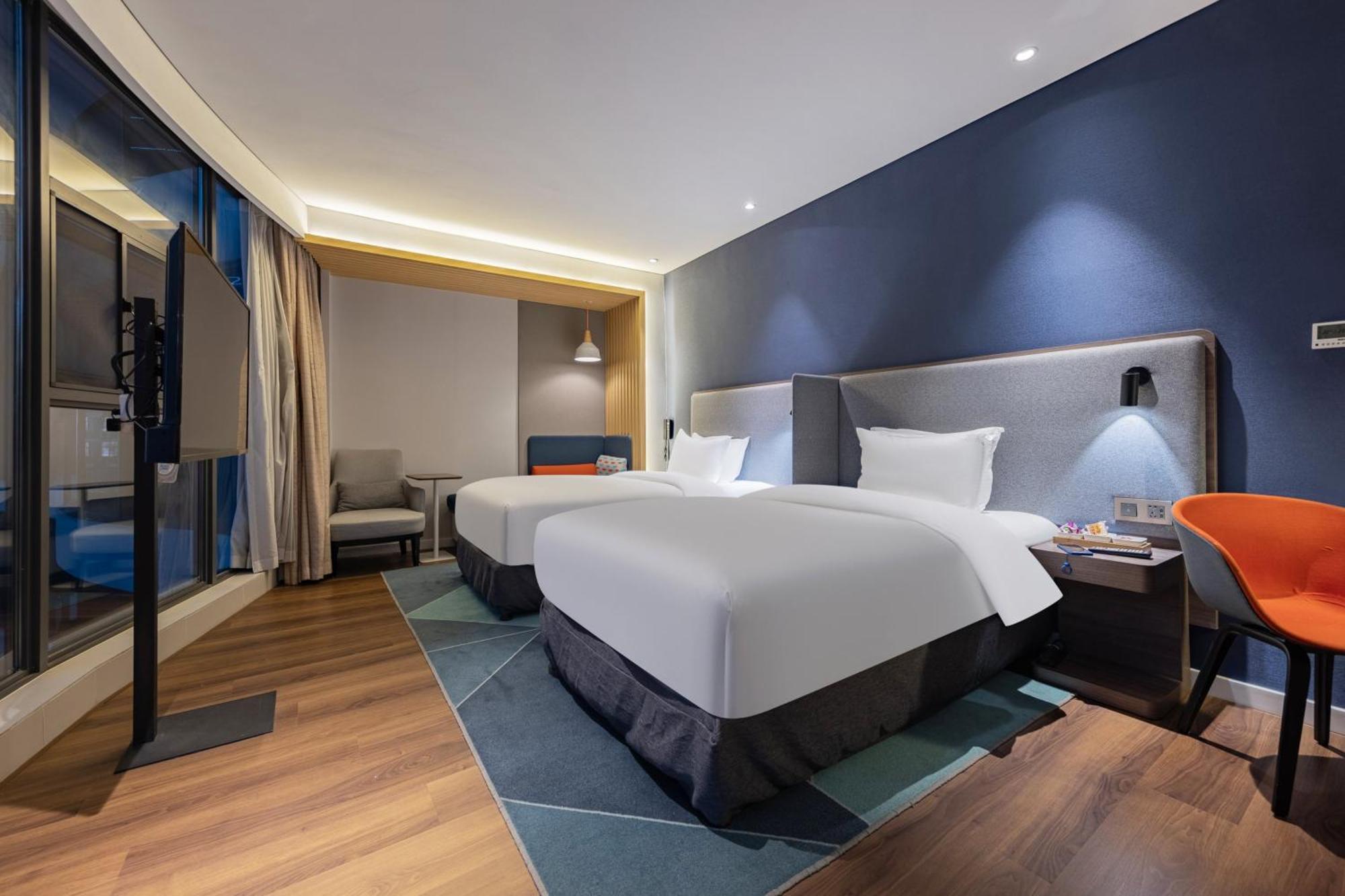 Holiday Inn Express Yichang Riverside By Ihg Exterior foto
